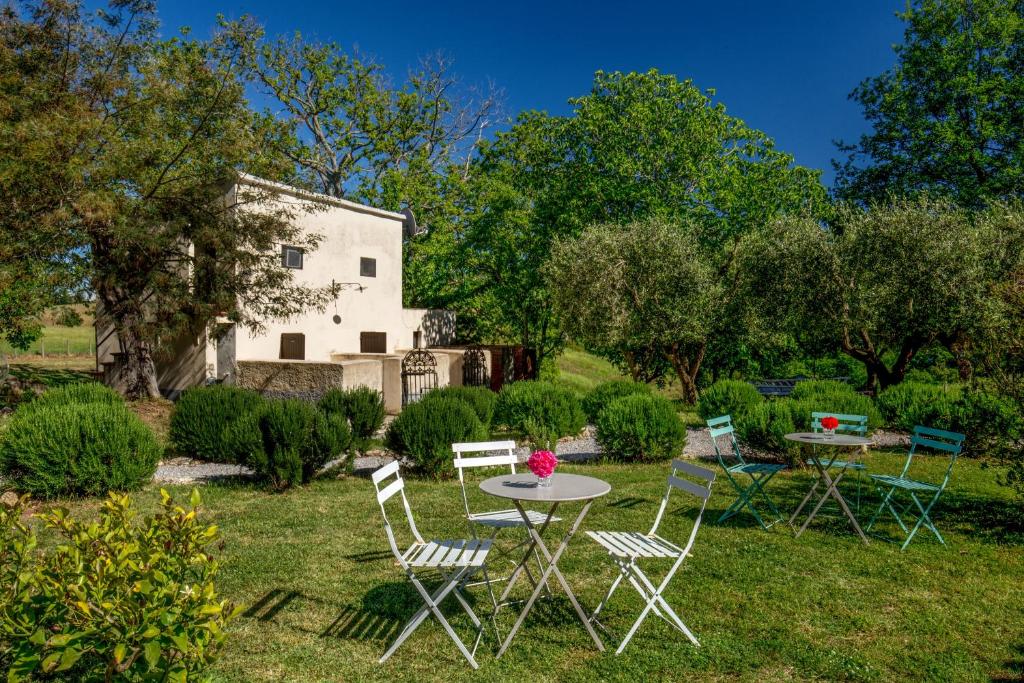 Vonkajšia záhrada v ubytovaní B&B Borgo Vera