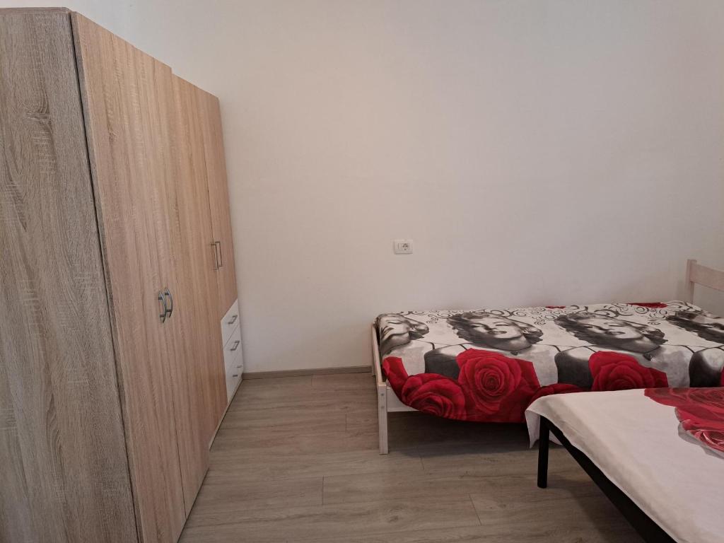 Postelja oz. postelje v sobi nastanitve apartmaji strunjan