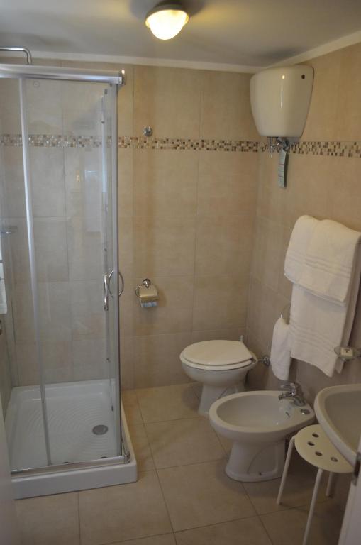 Koupelna v ubytování Hotel Paradiso