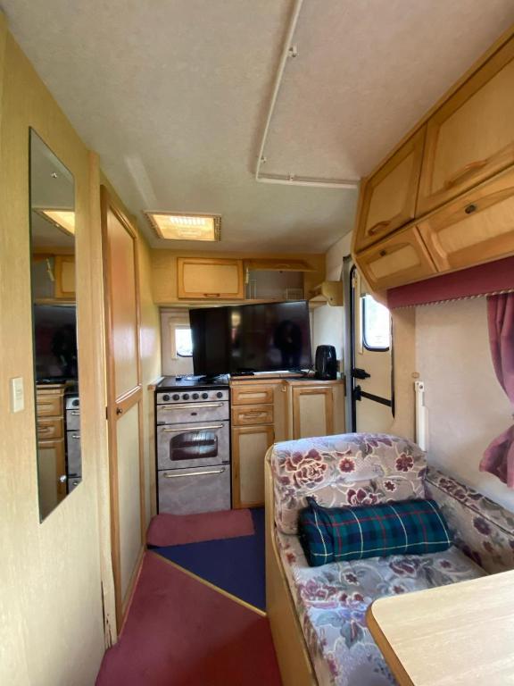 Kuchyň nebo kuchyňský kout v ubytování Caravan