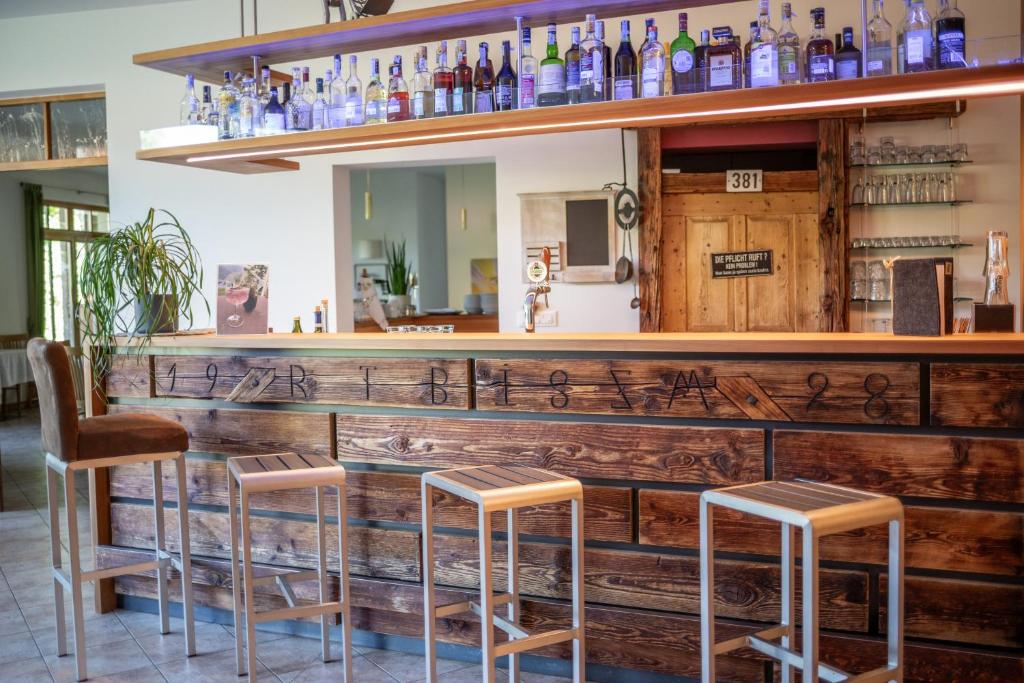 Lounge alebo bar v ubytovaní Naturresidenz Theistadl