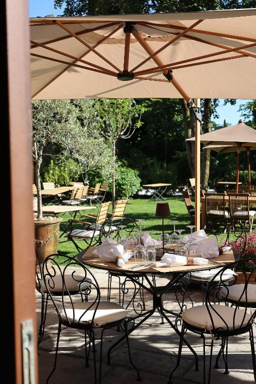 Zahrada ubytování Hotel & Restaurants - Maison Chabran