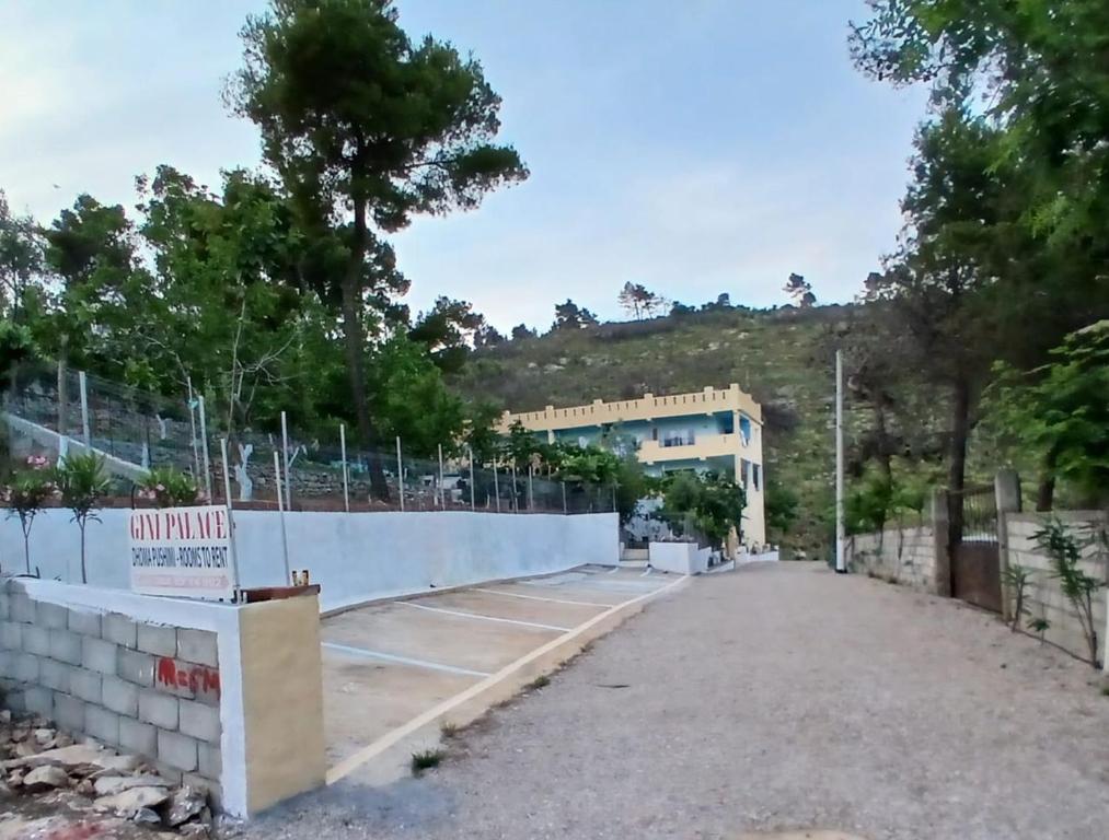 Nespecifikovaný výhled na hory nebo výhled na hory při pohledu z apartmánu