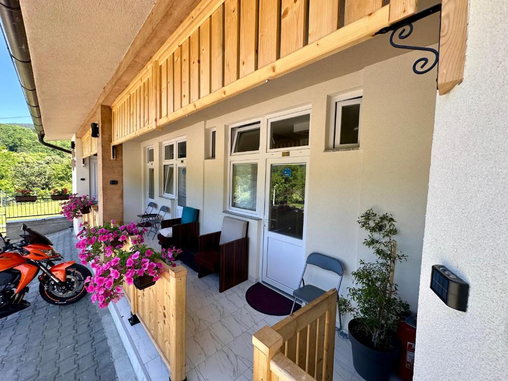 Balkón nebo terasa v ubytování Vila Veljković - Sobe & apartmani " Ljupče "