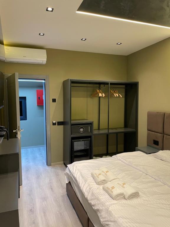 Postel nebo postele na pokoji v ubytování Hotel Dion Kukes