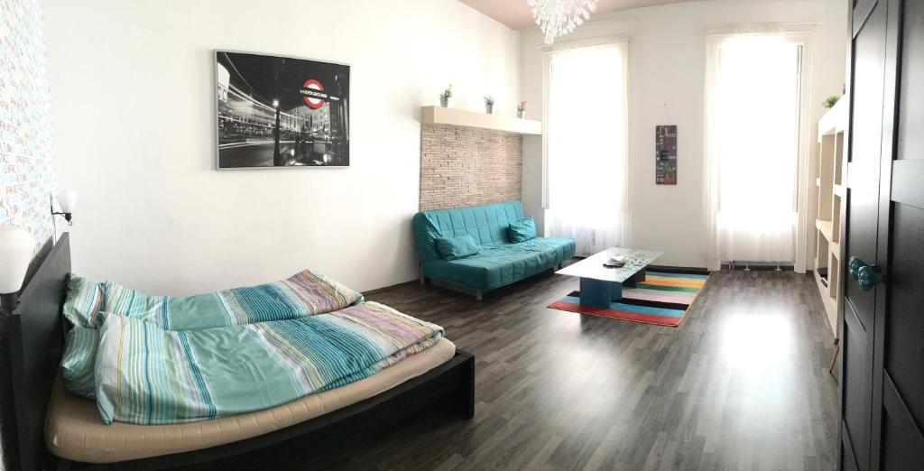 Budget Apartment by Hi5-Kiraly 99 - Apartment
