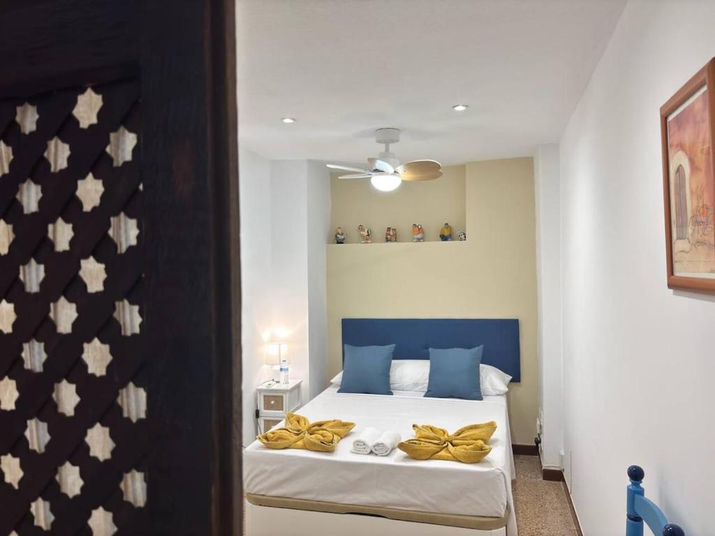 Postel nebo postele na pokoji v ubytování Garden - City Center - La Nogalera