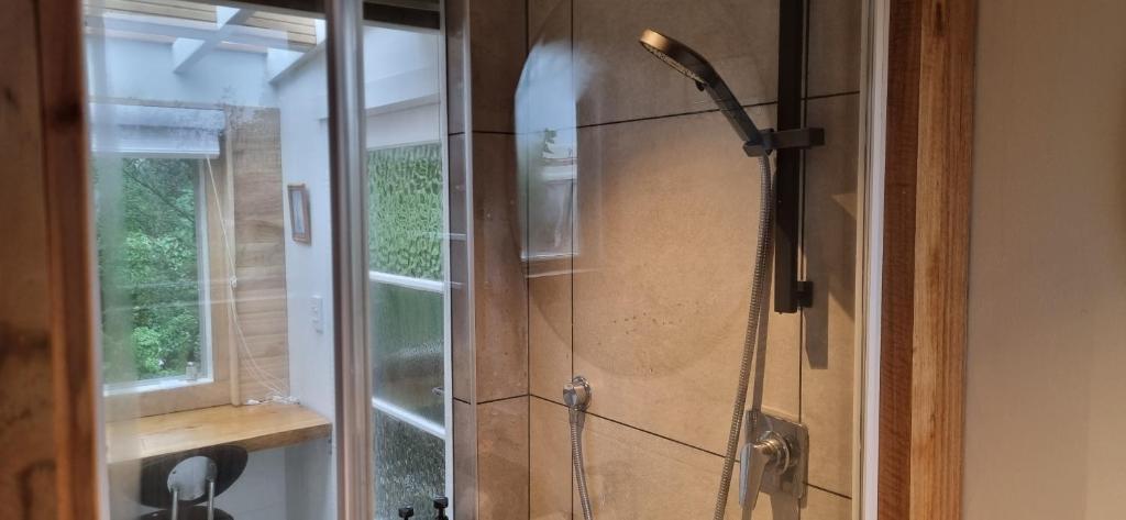 Ein Badezimmer in der Unterkunft Rameka Chalet