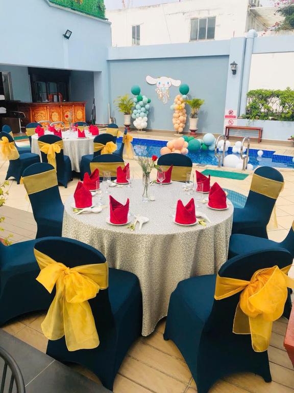 Posezení v ubytování Huong Sen Hotel