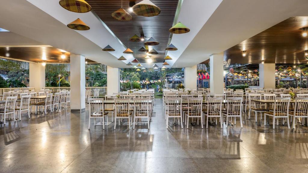 Restaurace v ubytování The Wujil Resort & Conventions