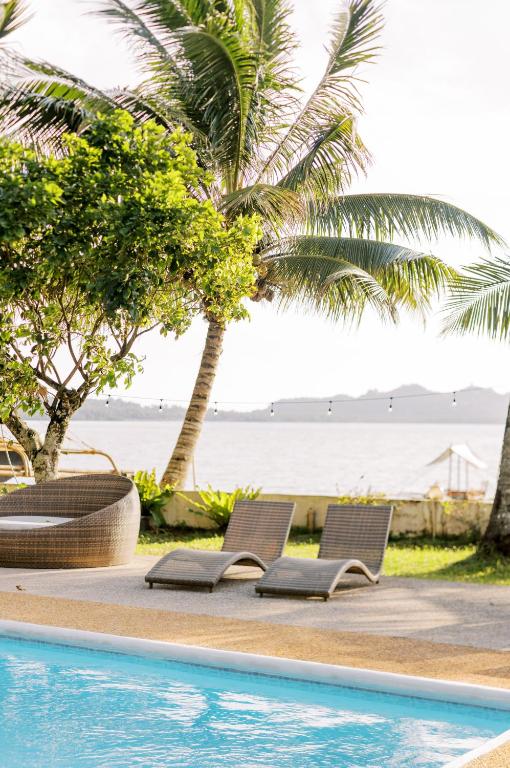 Bazén v ubytování Nabulao Beach Resort nebo v jeho okolí