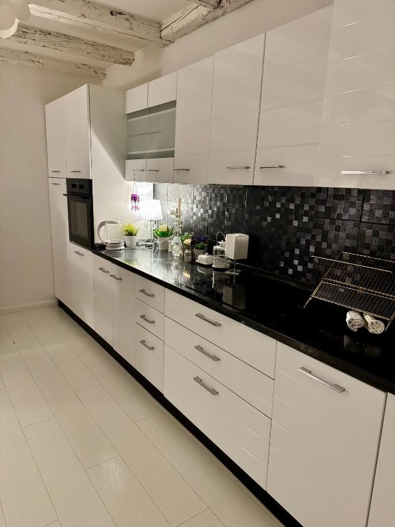 City Square Apartment