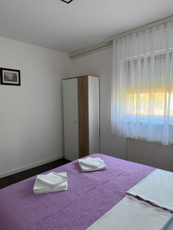 Posteľ alebo postele v izbe v ubytovaní Apartment T&M Zagreb Airport