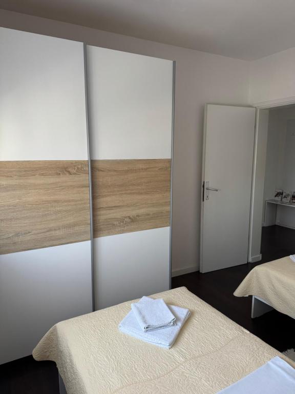 Posteľ alebo postele v izbe v ubytovaní Apartment T&M Zagreb Airport