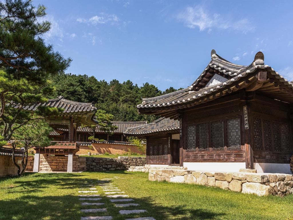 Zahrada ubytování Rakkojae Hahoe Hanok Hotel