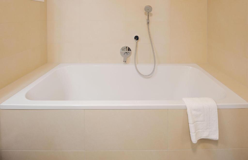 Kúpeľňa v ubytovaní Krone Apartments Schruns, Top 10