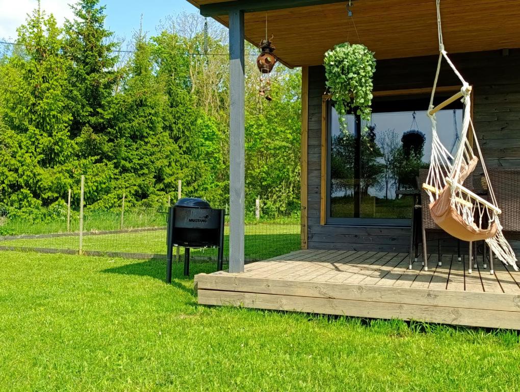 Zahrada ubytování Jaanilille Tinytalo
