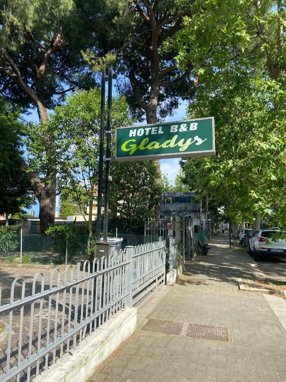 Fotografie z fotogalerie ubytování Hotel Gladys v destinaci Cesenatico