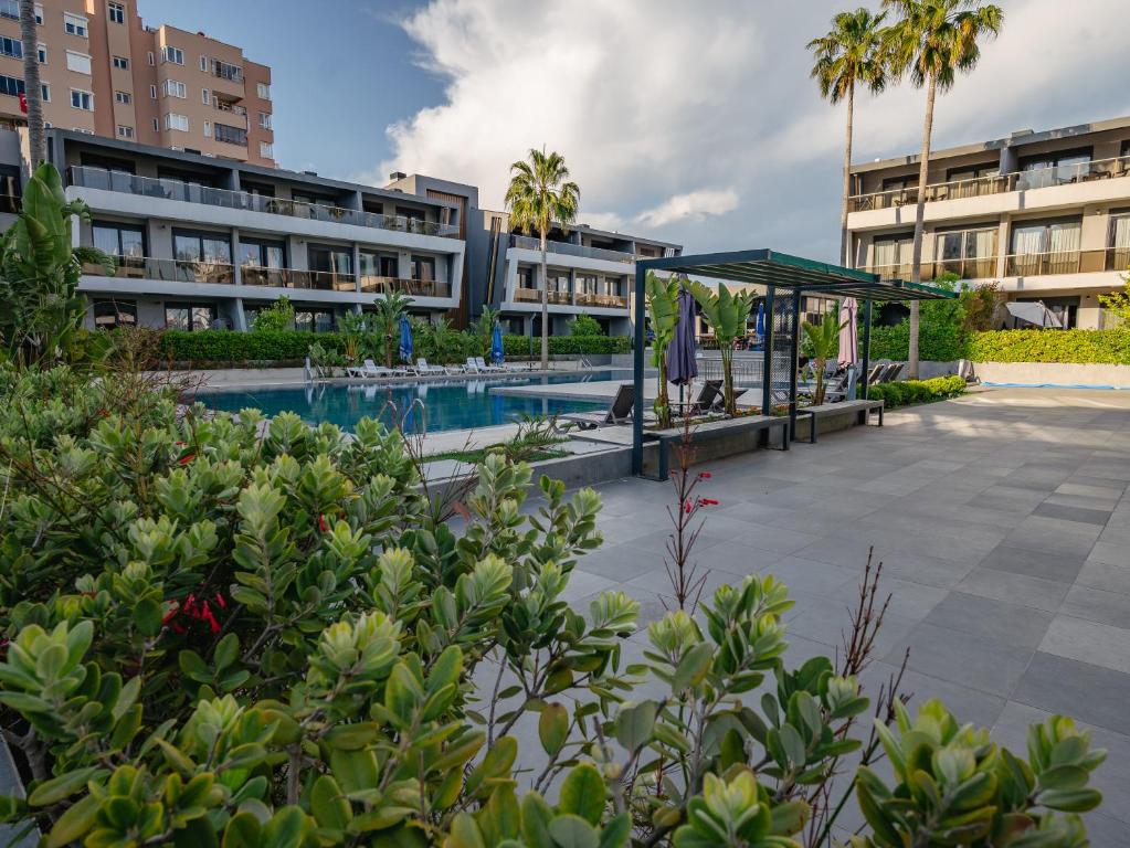 KS Habithouse GLORY LIFE LARA in ANTALYA در آنتالیا