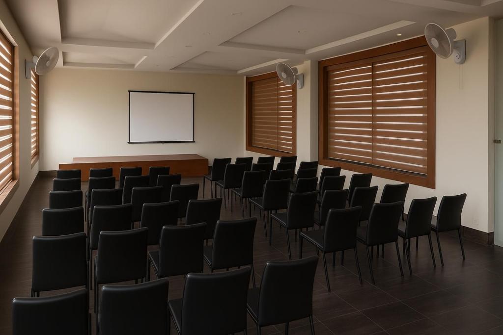 Konferenční prostory v ubytování Xenious Micro, Dharamshala