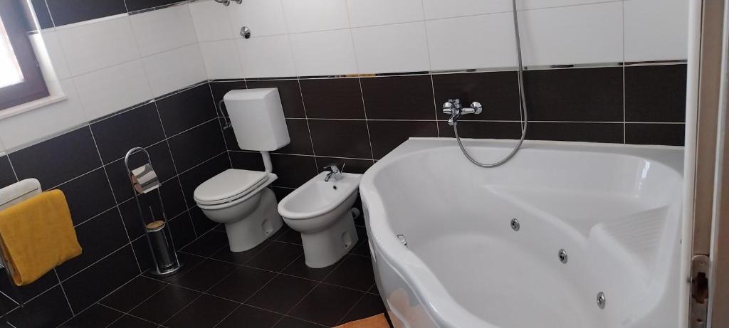 Kúpeľňa v ubytovaní Apartment Svagi Rooftop