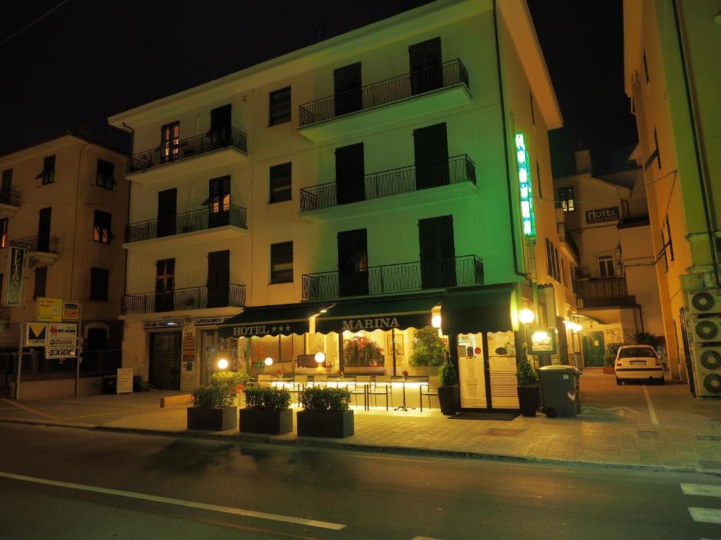 Budova, kde se hotel nachází