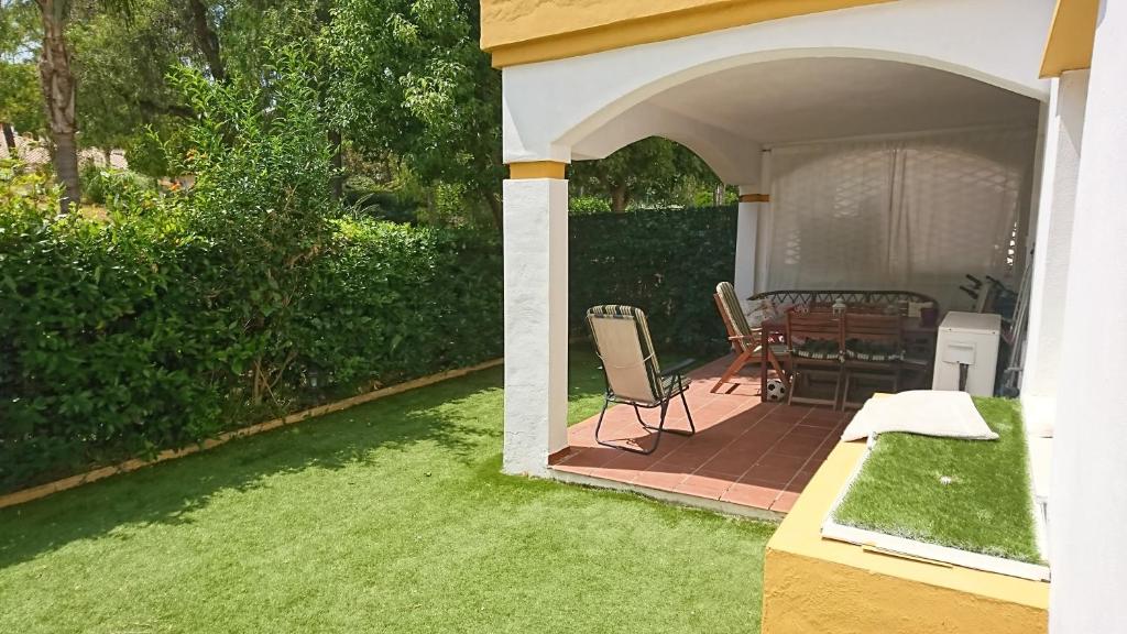 Vonkajšia záhrada v ubytovaní Marbella Puerto Banus Apartamento 2 rooms, 4 personas Bajo con jardin