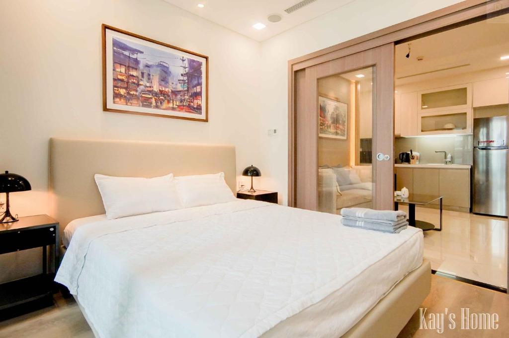 Kuchyň nebo kuchyňský kout v ubytování The Landmark 81 Riverside Resident Suite