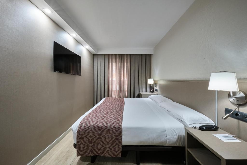 Catalonia Park Güell - Resim 16