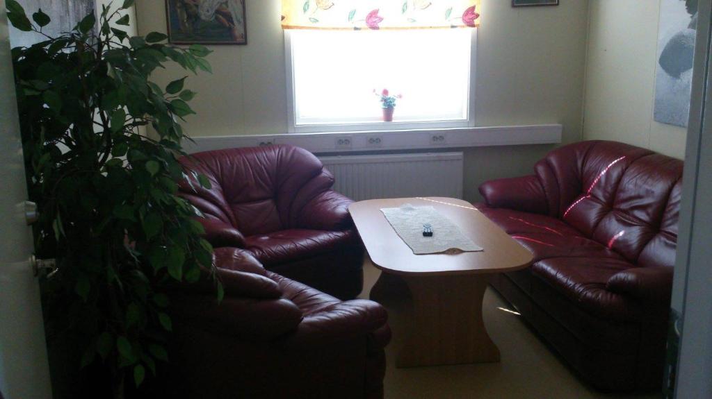 Posezení v ubytování Täljebo Vandrarhem, Sundsbrovägen 1, Söderhamn