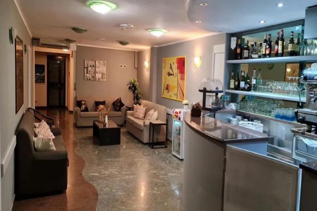 Hotel Bologna - Resim 11