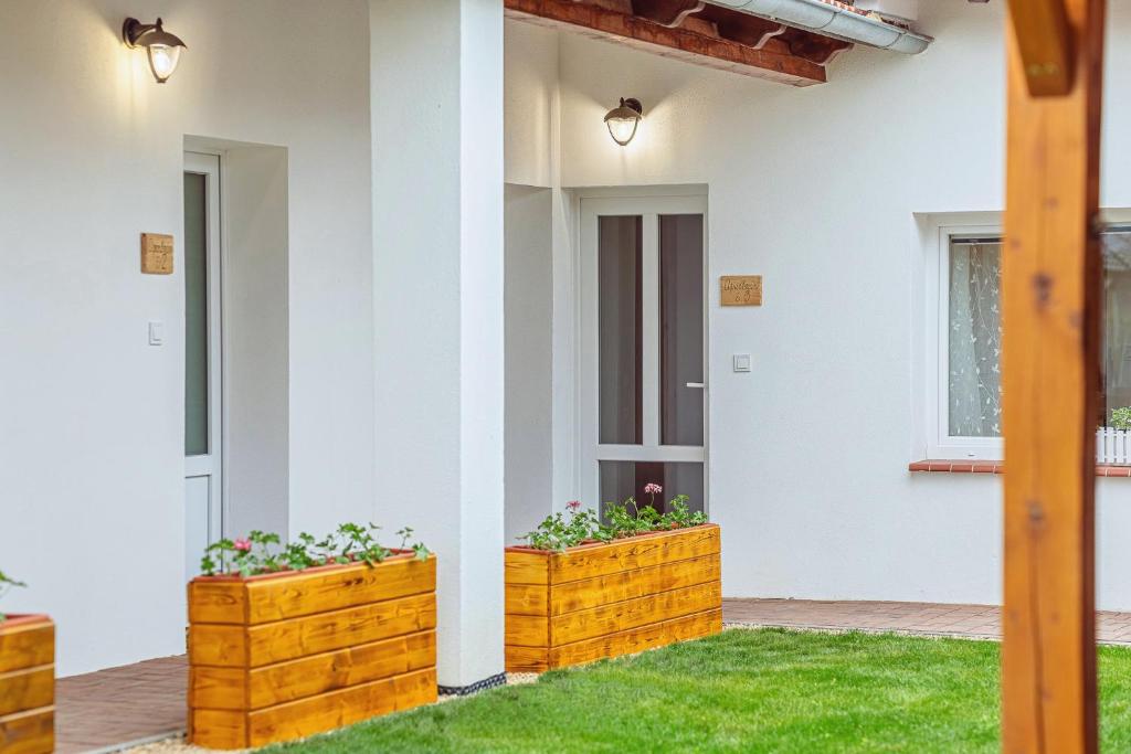 Zahrada ubytování Apartmány Lenkoska