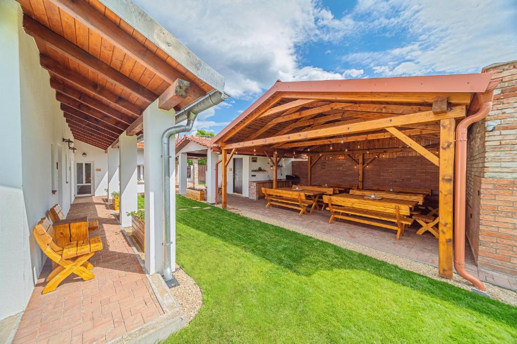 Zahrada ubytování Apartmány Lenkoska