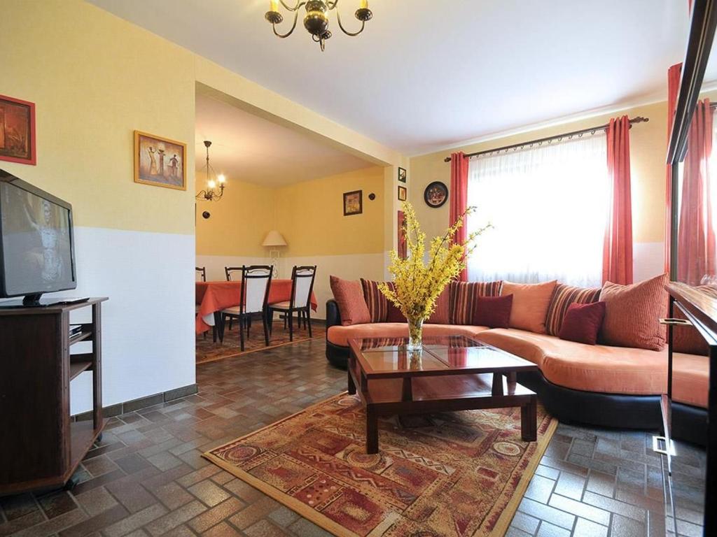Charmant gîte à Riquewihr avec jardin et parking privé - FR-1-744-45 – photo 5