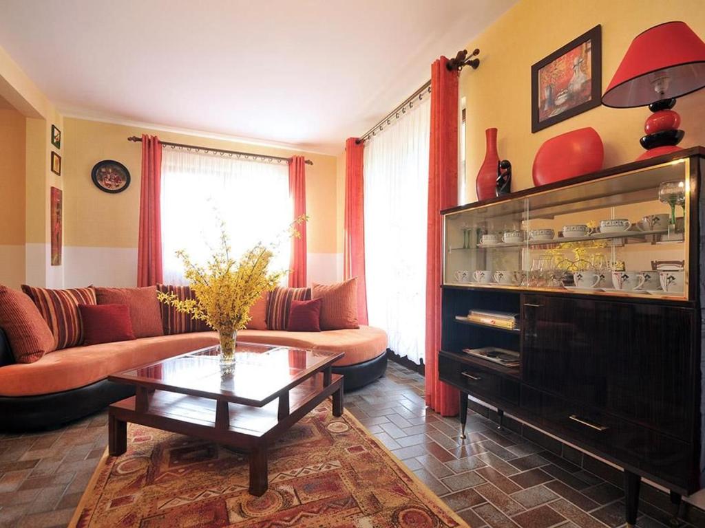 Charmant gîte à Riquewihr avec jardin et parking privé - FR-1-744-45 – photo 12