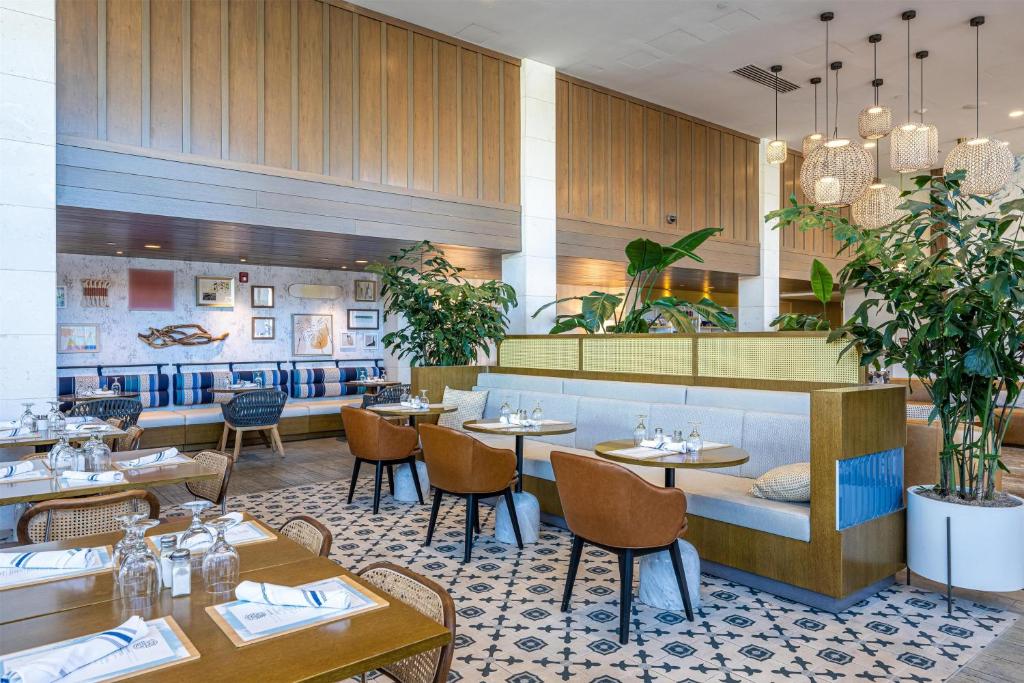 Inn at the Pier Pismo Beach, Curio Collection by Hilton photo