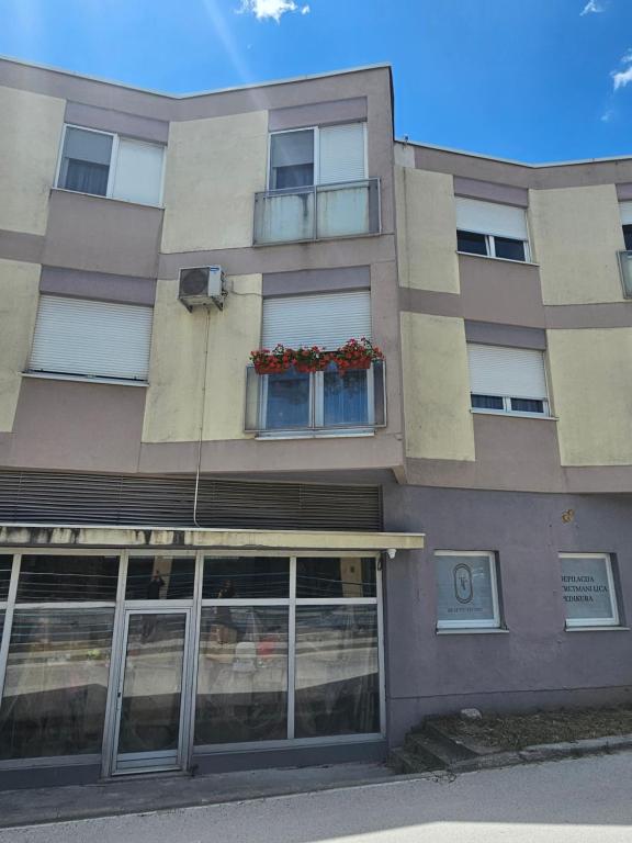 Budova, kde se apartmán nachází
