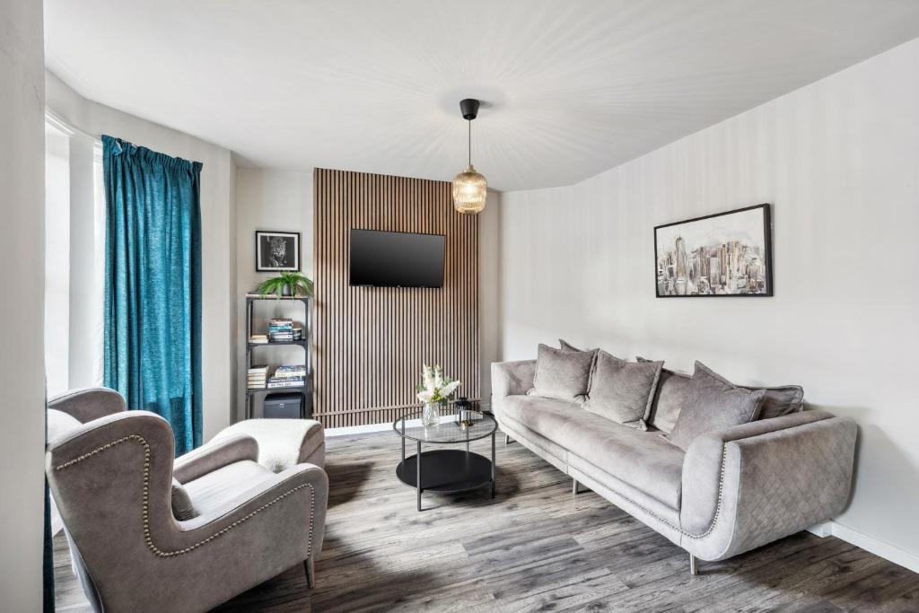 Posezení v ubytování St Catherines Haven by Noor Suites