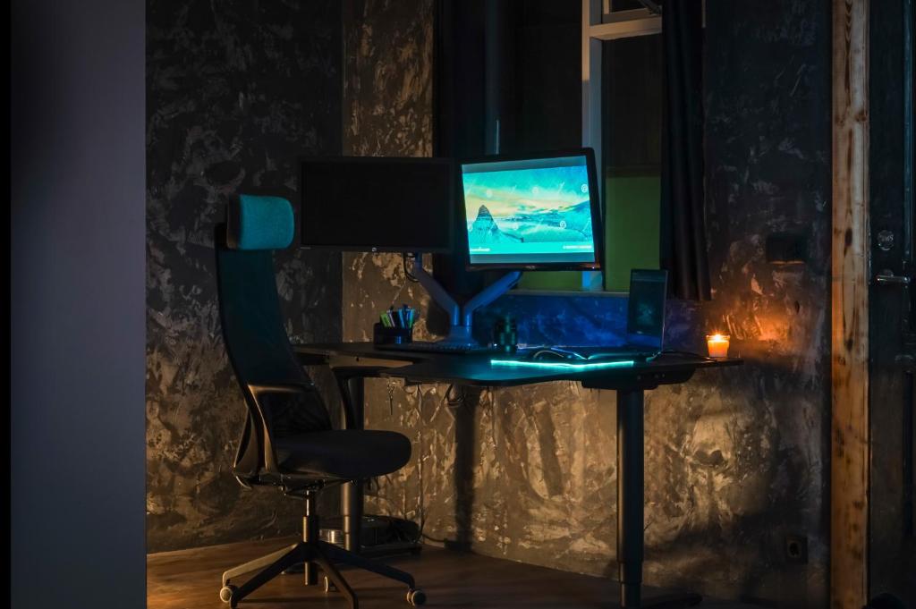 TV a/nebo společenská místnost v ubytování Black pearl