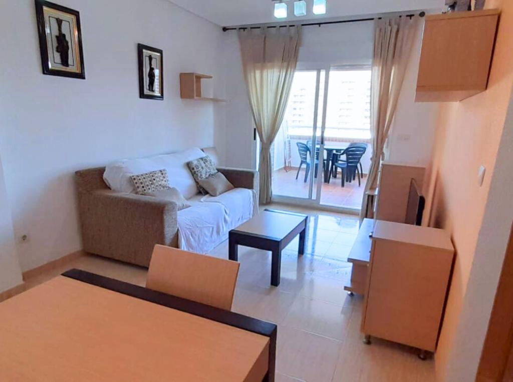Postel nebo postele na pokoji v ubytování Playa Coral II 3 Nº 1054