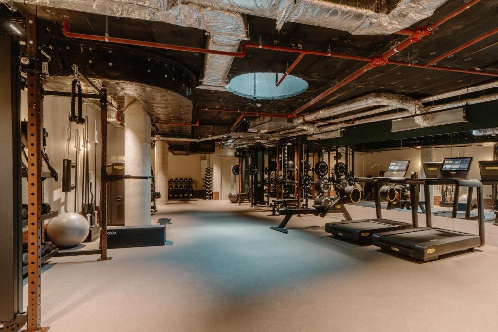 Mason & Fifth, Westbourne Park, London (updated prices 2025)