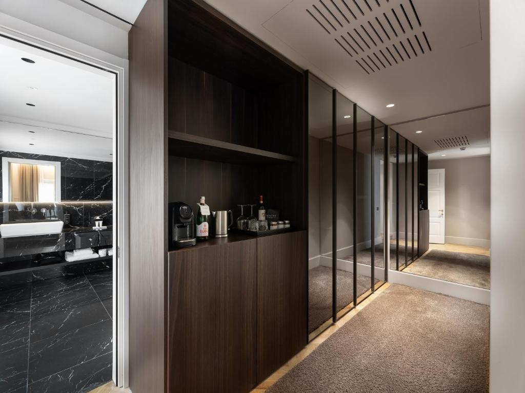 The Glamore Milano Duomo - Resim 16