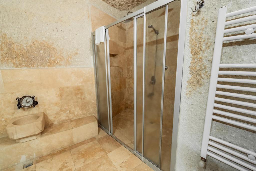 Amber Cave Suites - 10