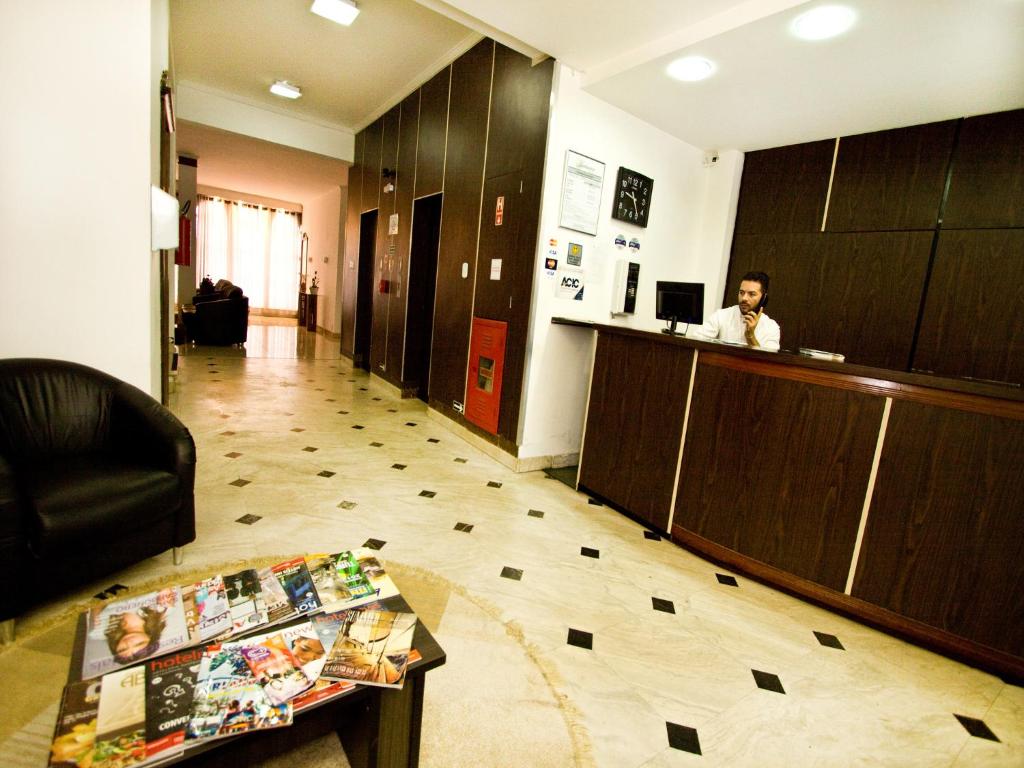  Turrance White Hotel