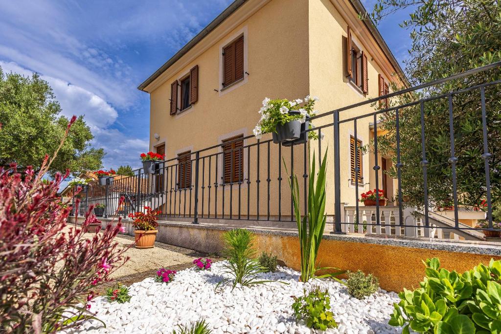 Apartment Baran