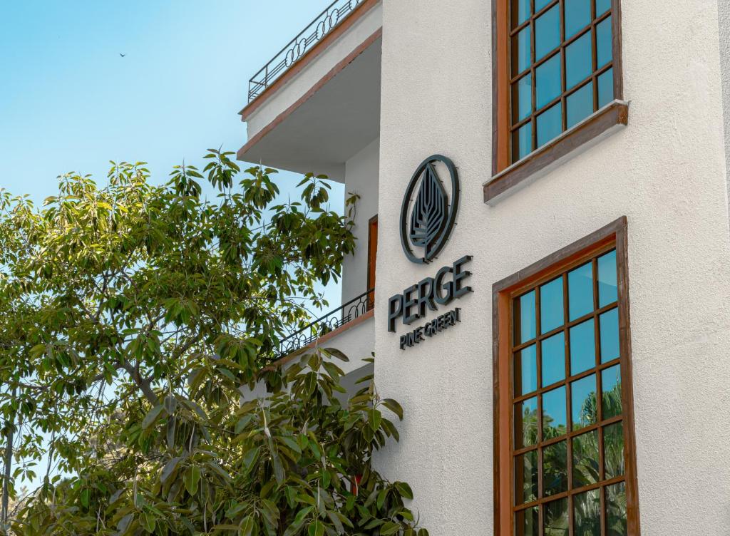 فضای داخلی Perge Pine Green Hotel در آنتالیا - تصویر ۳