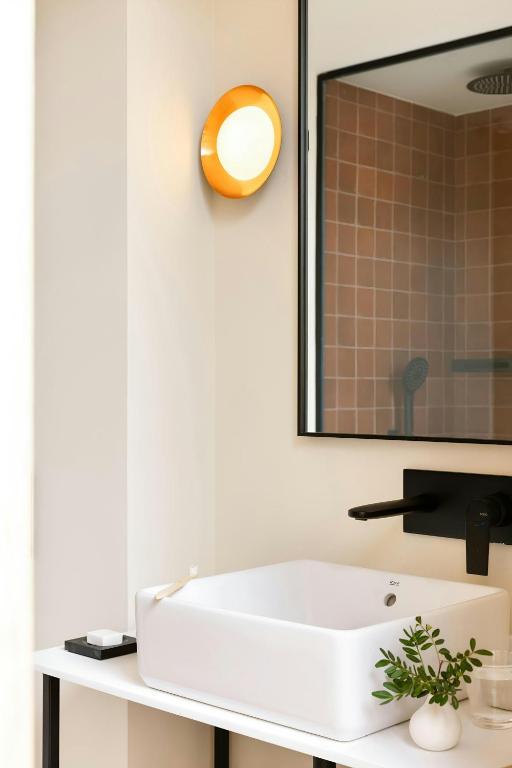 Sonder by Marriott Bonvoy Sofia Apartments Atocha - Resim 42