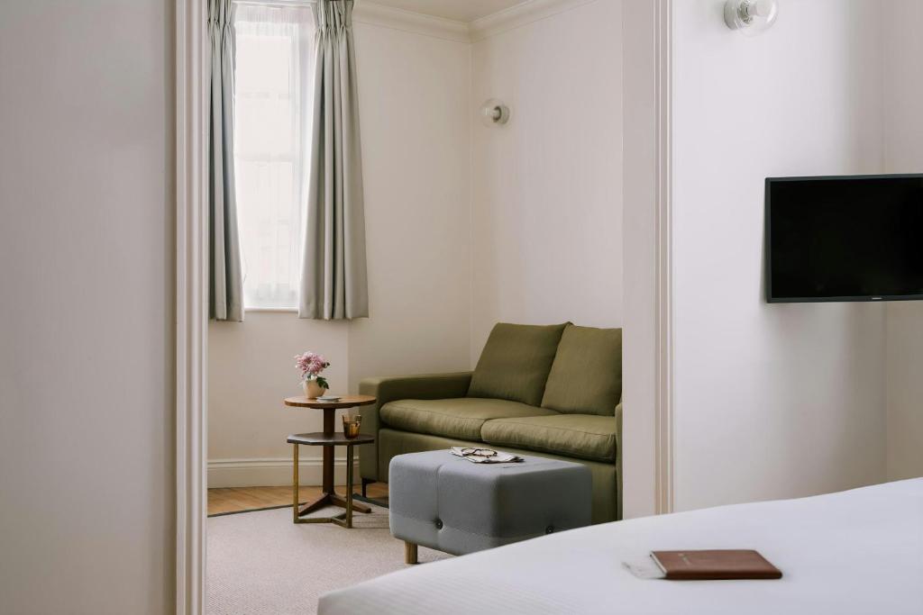 Chelsea Green Hotel, Sonder by Marriott Bonvoy - Resim 18