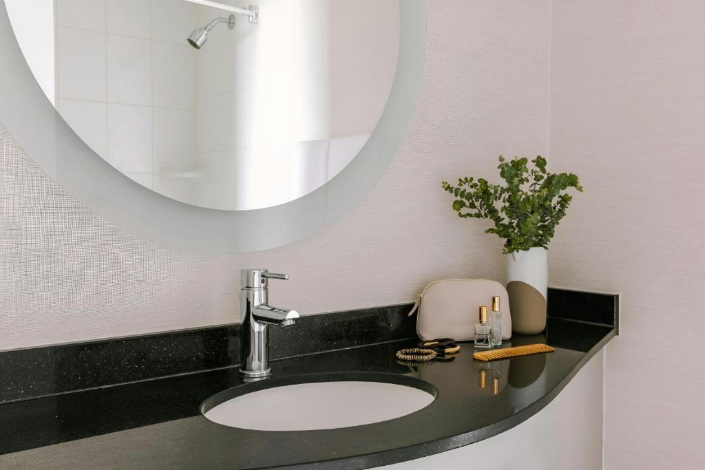 The Sunset Hotel West End, Sonder by Marriott Bonvoy - Resim 31