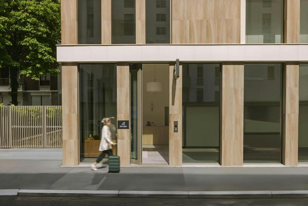 Sonder by Marriott Bonvoy Atelier Apartments Porta Romana - Resim 6